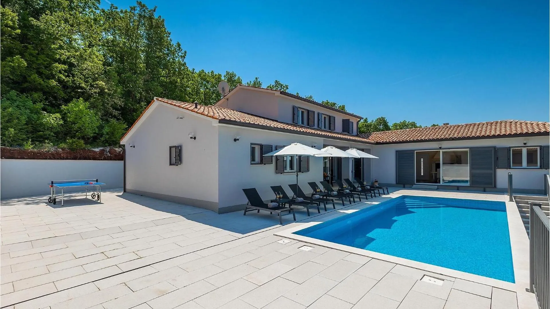 Villa Aurora Labin VeliGolji 別荘